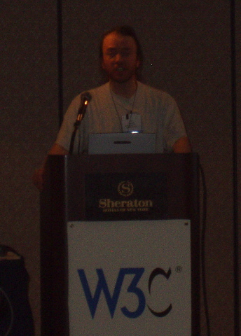 Liam Quin
at WWW2004